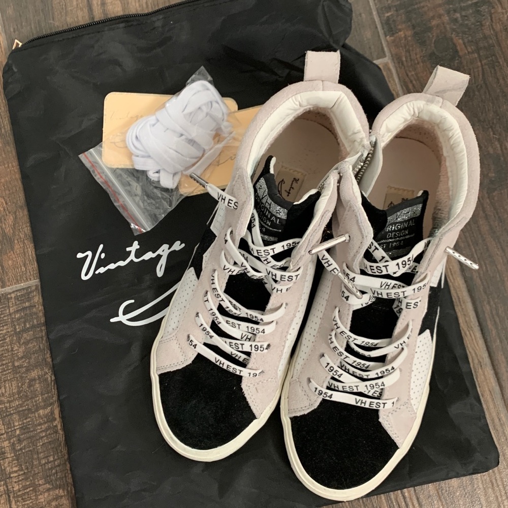 Vintage Havana high top shoe 🏁